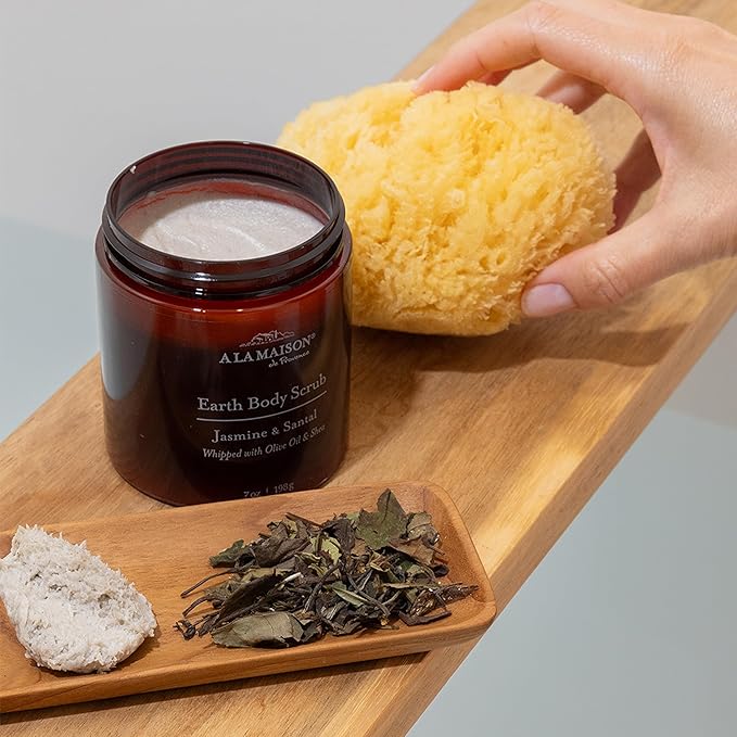 A LA MAISON Earth Body Scrub – White Tea & Rose – Natural Pumice Scrub with Shea Butter & Olive Oil – Gently Exfoliates & Softens Skin – French Formula – Plant-Based – 7 oz – Amber Collection